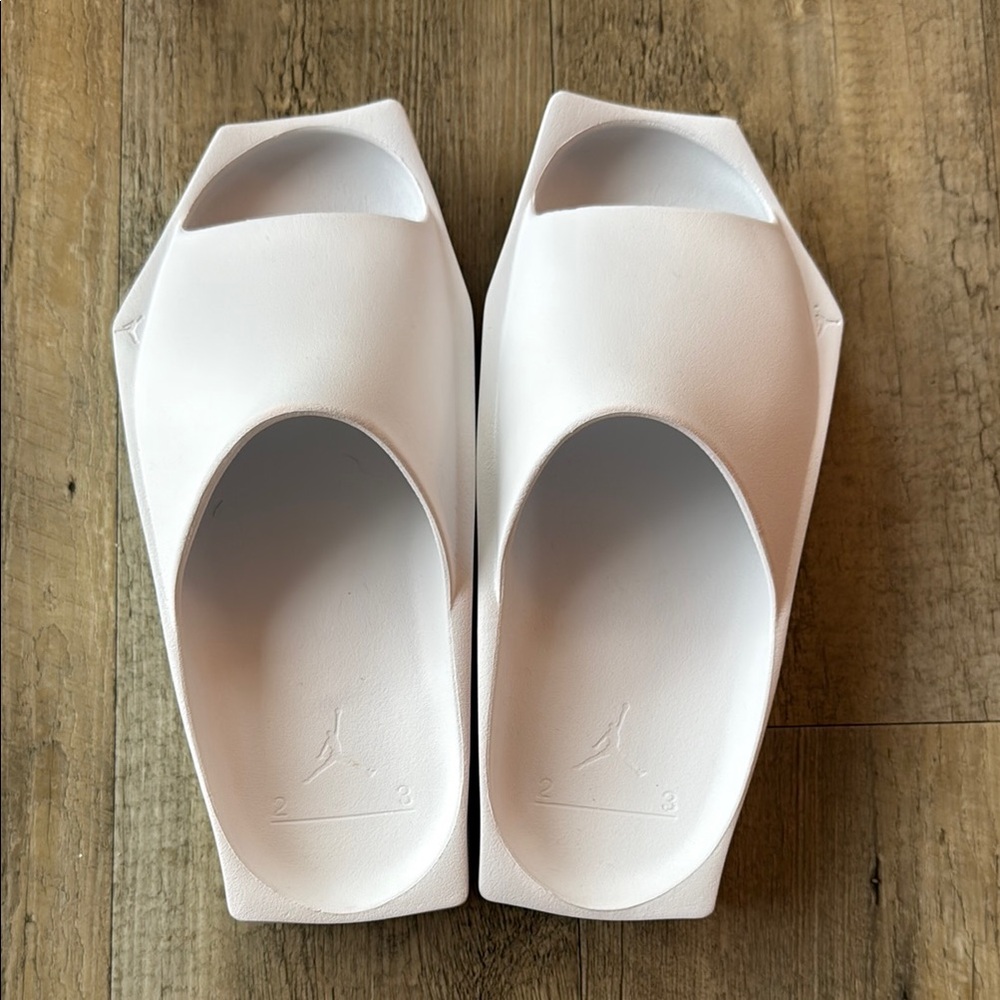 Jordan Women's White Flats